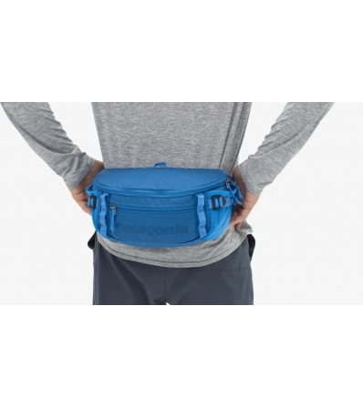 Чантичка Patagonia Black Hole Waist Pack 5L